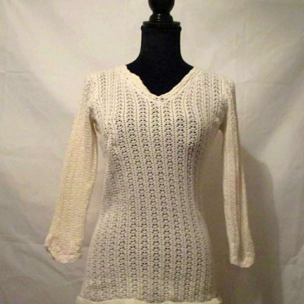 Izod Sweater size Small